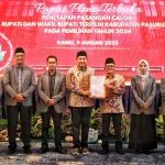 Resmi Di Tetapkan, Pasangan Rusdi-Gus Shobih Resmi Menjadi Pemimpin Pasuruan